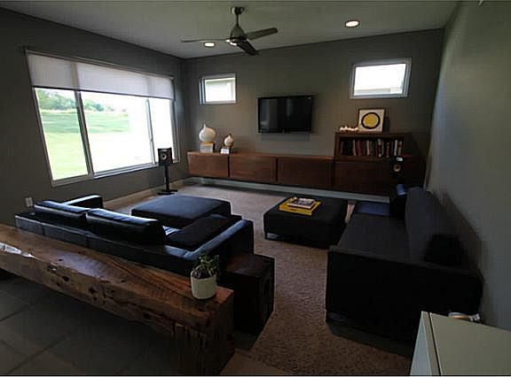 2nd image of 6385 Pommel Pl