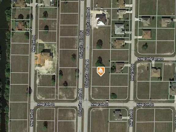 4th image of 1307 Chiquita Blvd N