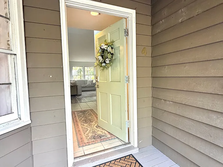 4 Fernwood Trl — Photo 2