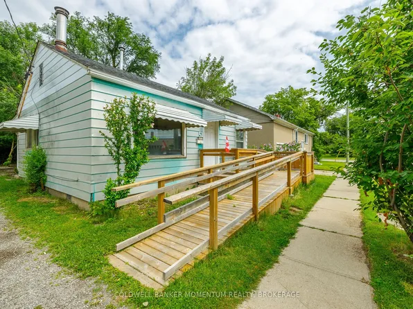 51 Boulton Pl, Saint Catharines, ON L2M 5L5