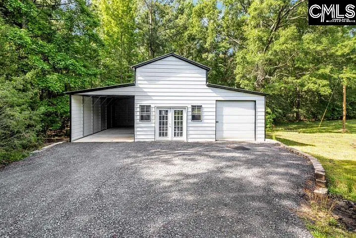 5 bed, 2722 sqft, $3,000 — Photo 3