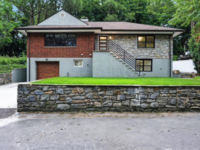 28 Woodycrest Avenue, Yonkers, NY, 10701