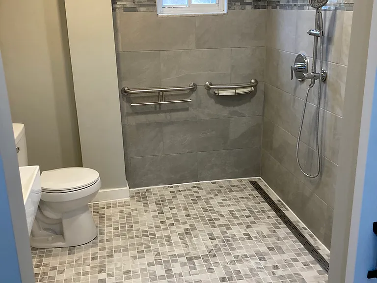 154 Kathleen Dr — Photo 1