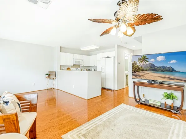 91-2021 Kaioli St APT 3302, Ewa Beach, HI 96706
