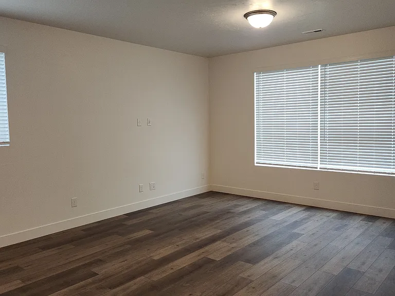 924 S 850 W #1 — Photo 21
