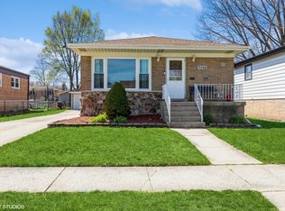 11748 S Tripp Ave, Alsip, IL 60803