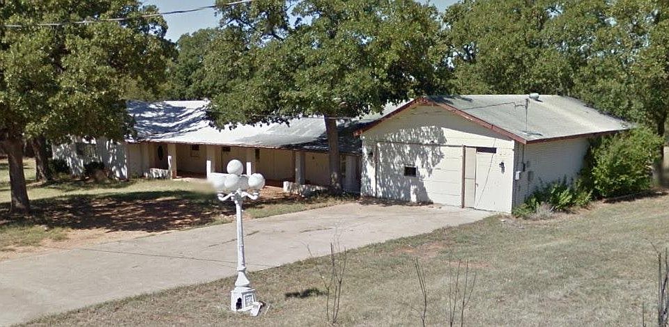 2nd image of 402 Highland Blvd