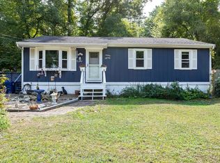 9 Helen St, Wareham, MA 02571