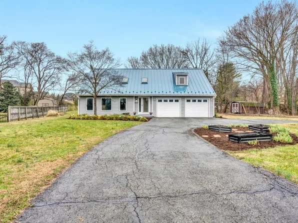 4236 Norwood St SW, Roanoke, VA 24018