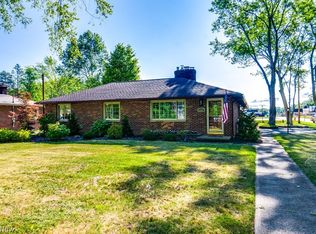 4209 Bradley Rd, Westlake, OH 44145