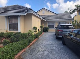 9810 NW 47th Ter, Doral, FL 33178