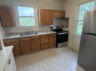 244 N 5th St #242-1/2, Jeannette, PA 15644