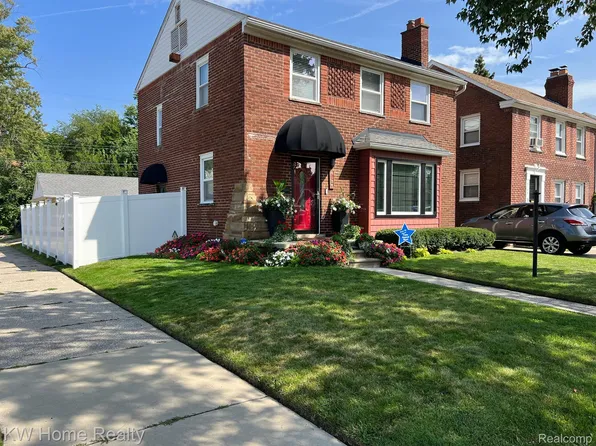 8154 Middlepoint St, Detroit, MI 48204