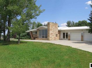 785 Cedar St, Lander, WY 82520