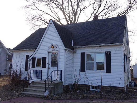 2nd image of 22653 S Main Street