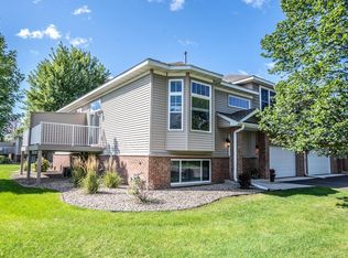 20055 Holt Ave W, Lakeville, MN 55044