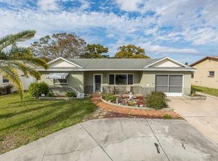 7415 Cay Dr, Port Richey, FL 34668