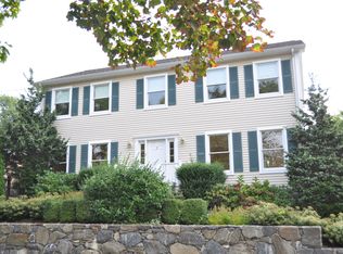 2 Gerry St, Greenwich, CT 06830