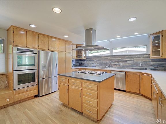 5th image of 12821 SE 25th Pl
