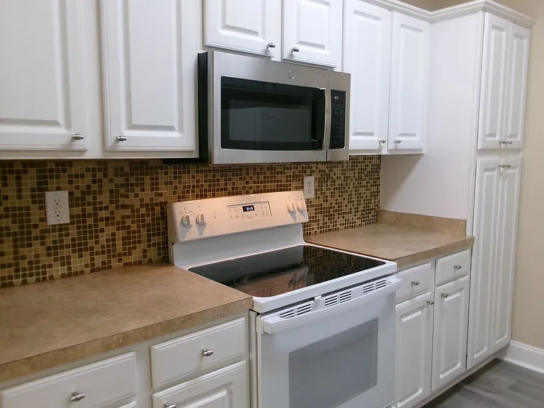 110 Fountain Pointe Ln #204 — Photo 15