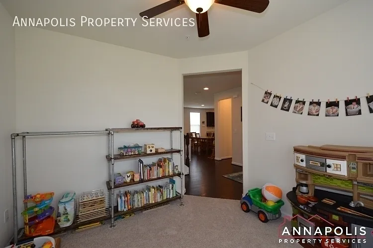 7948 Monrovia Dr — Photo 20