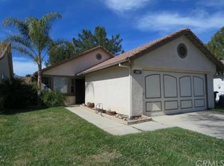 1025 Ivy St, Hemet, CA 92545
