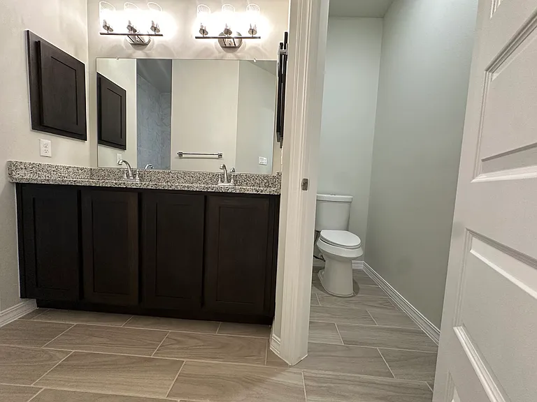 417 Samuel Blount Ct — Photo 41