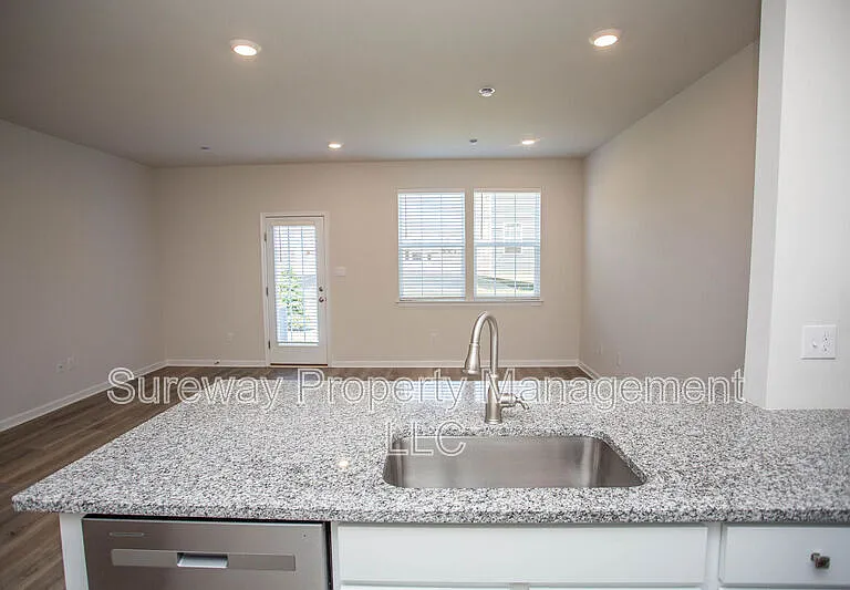 55 Elliot Ln — Photo 10