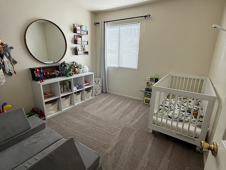 2049 W Silver Grass Pl — Photo 11