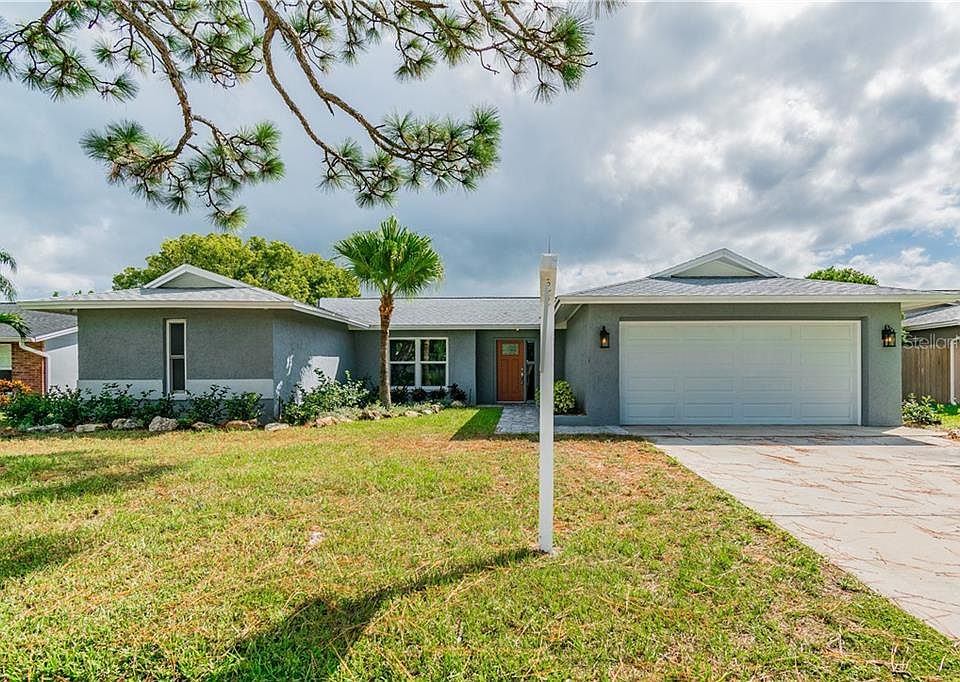 1st image of 1407 Oleander Dr