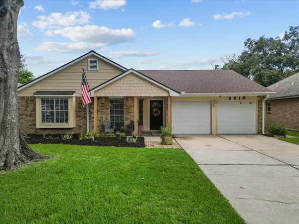 2818 Pine Mills Drive, League City, TX 77573