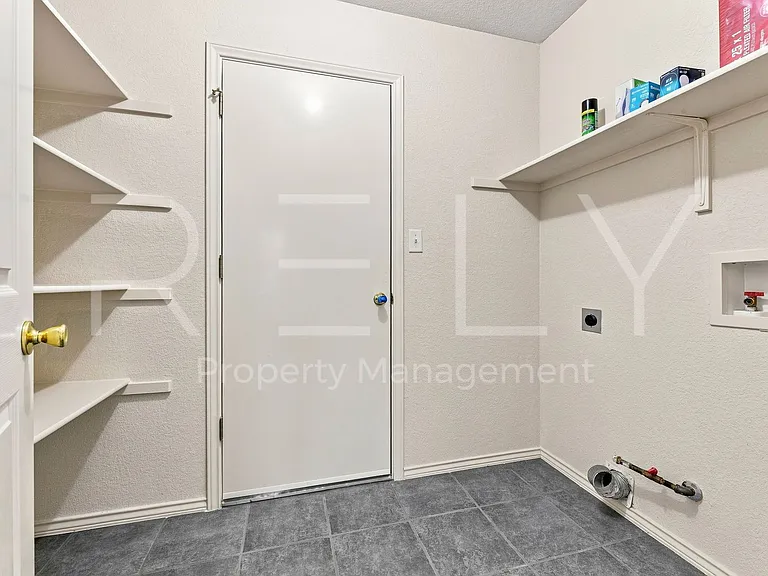 103 Prairie Springs Loop — Photo 25