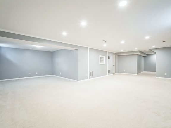 5th image of 14873 Links Pond Cir
