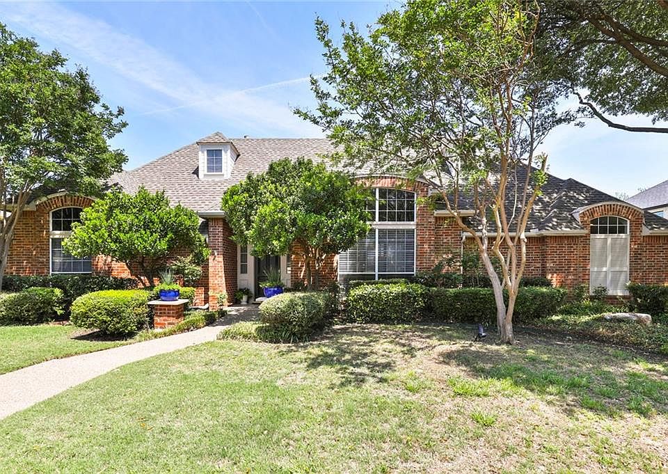 1st image of 2802 Miramar Dr