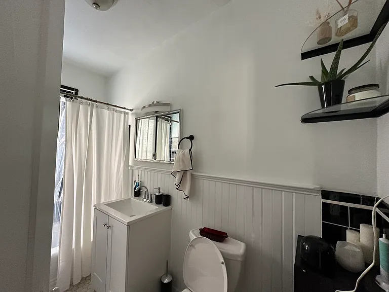 1462 Commonwealth Ave #2R — Photo 23