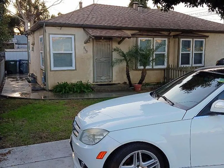 800 Paradise Dr — Photo 2