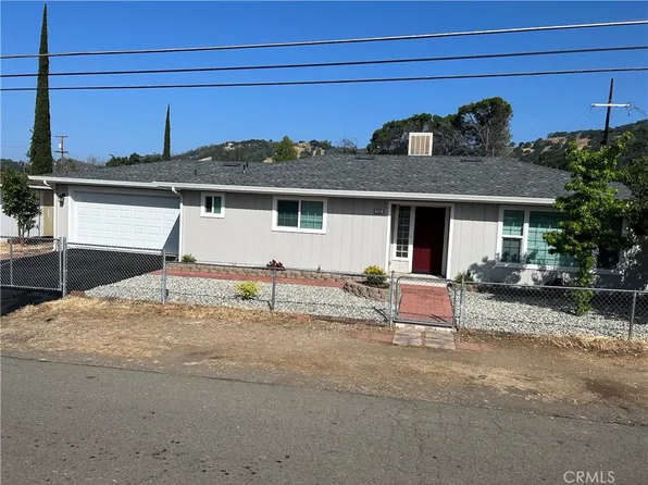 121 Hoover St, Clearlake Oaks, CA 95423