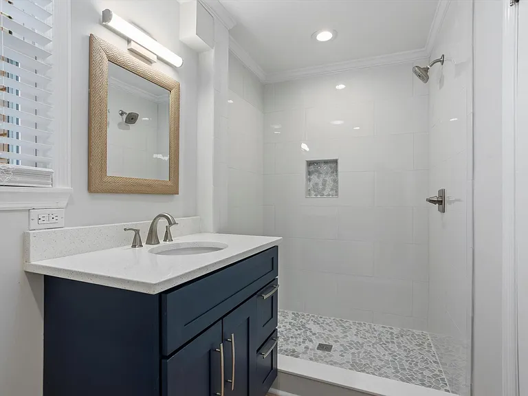 531 1/2 Pershing Dr — Photo 14