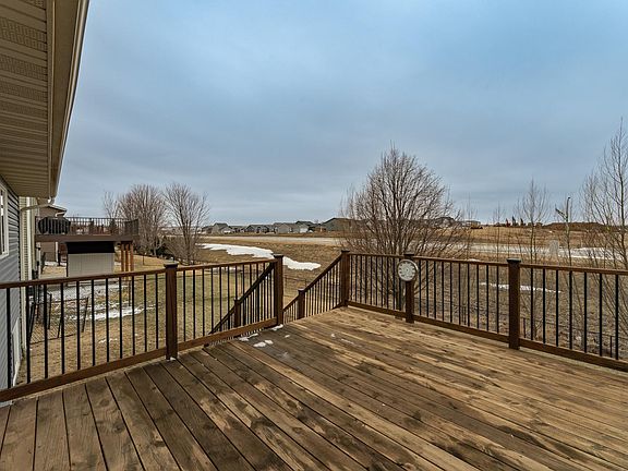 5th image of 5301 Castleview Dr NW