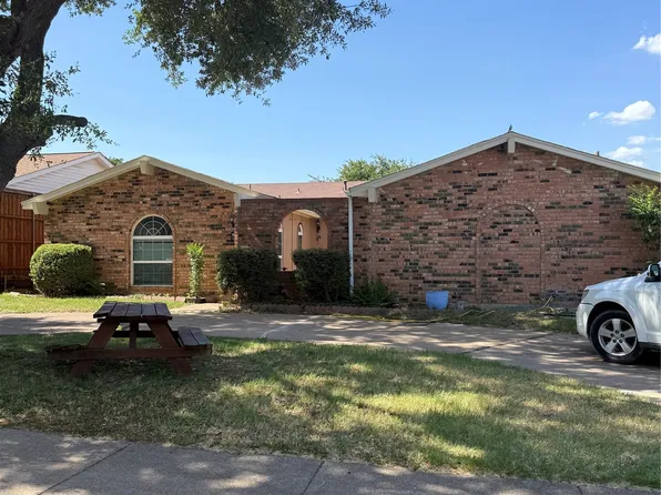 1801 Tameria Dr, Irving, TX 75060