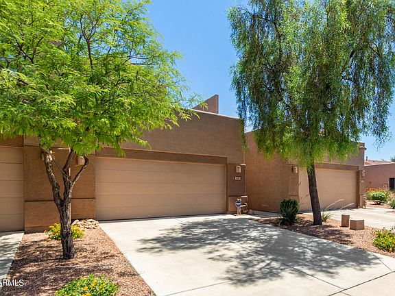 2nd image of 1409 W WEATHERBY Way