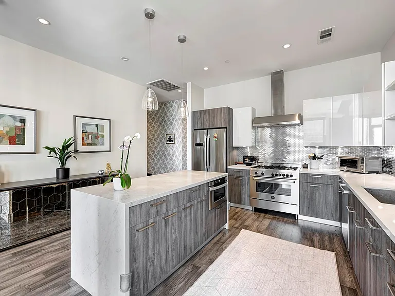 1211 Caroline St #1501 — Photo 9
