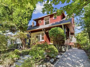 5246 12th Avenue NE, Seattle, WA 98105