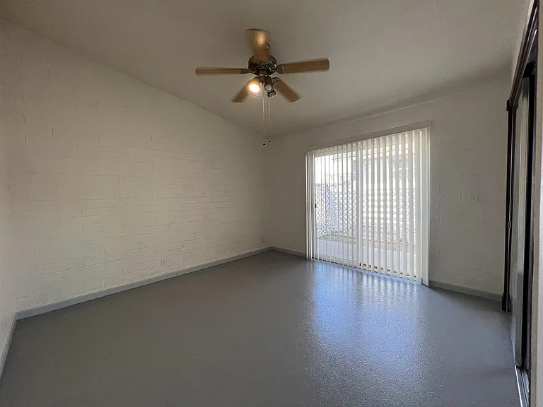 4803 E Willetta St #4 — Photo 7