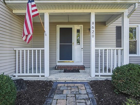 5th image of 8620 Lydia Ln