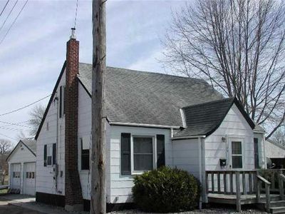 109 3rd St NE, Renville, MN, 56284