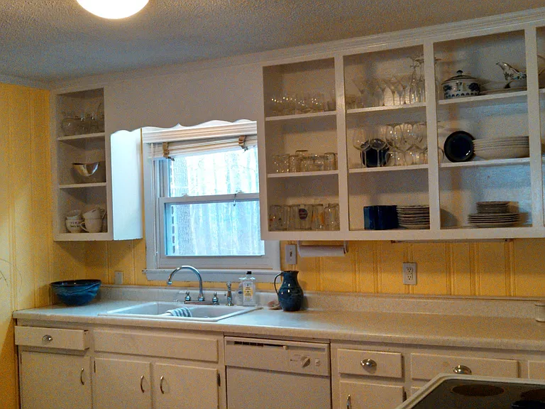 139 Windsor Cir — Photo 4