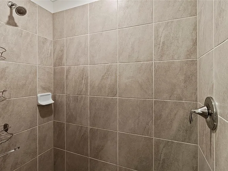17724 Gawthrop Dr #208 — Photo 32