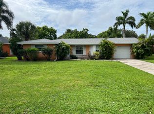 806 32nd St, Sarasota, FL 34234
