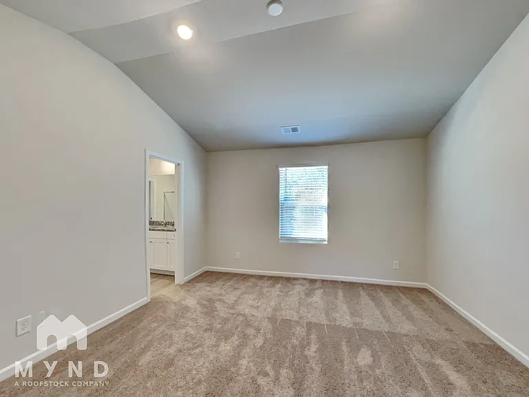 121 New Villas St — Photo 9